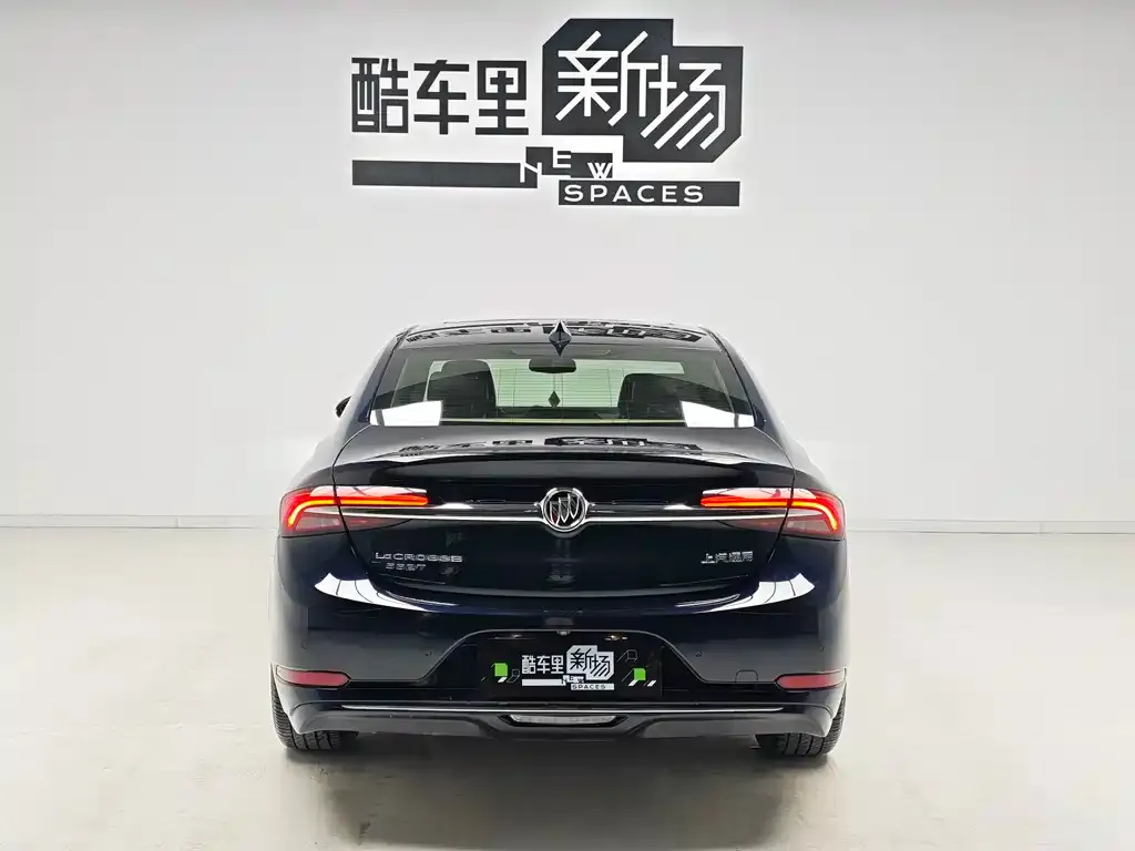 Buick LaCrosse 2022 из CN, фото 2