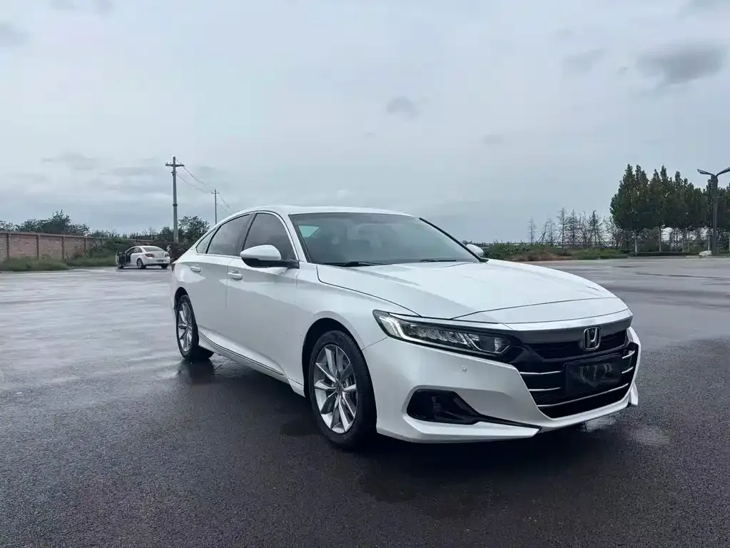 Honda Accord — фото 6