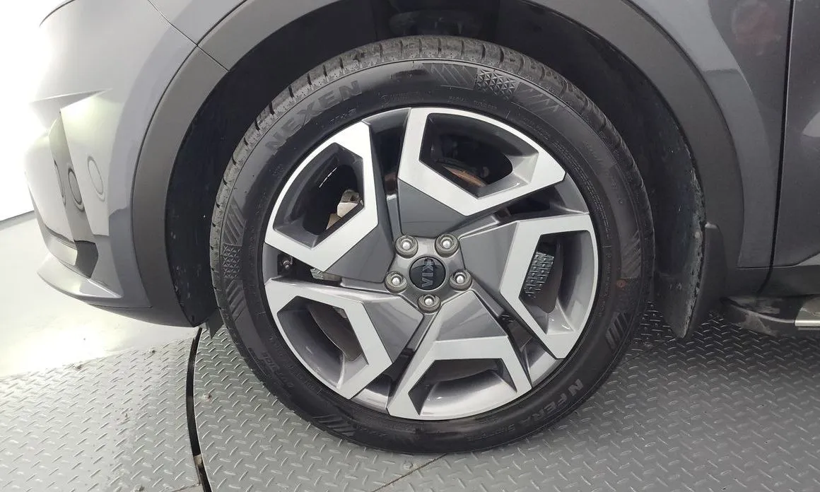 Kia Sorento — фото 8