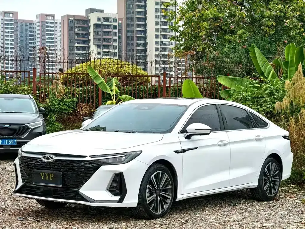 Chery Arrizo 8