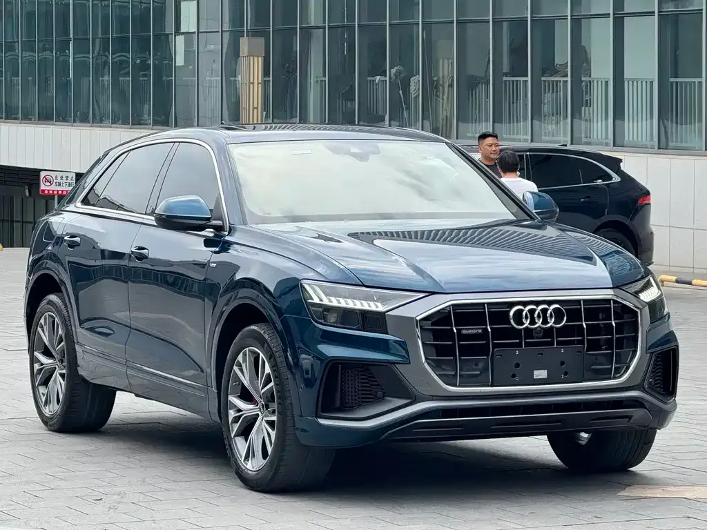 Audi Q8 — фото 3