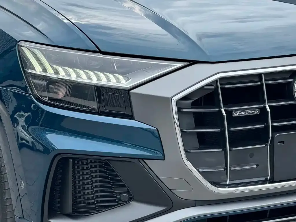 Audi Q8 — фото 5