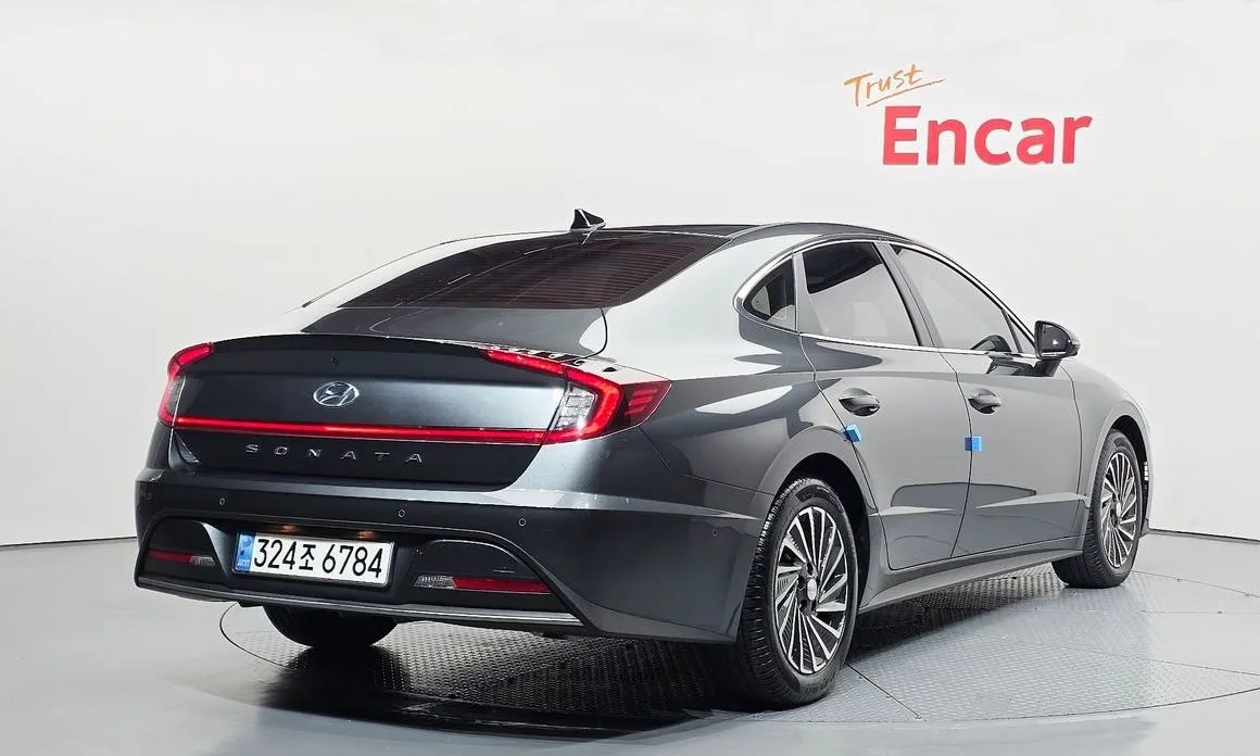 Hyundai Sonata 2023 из KR, фото 2