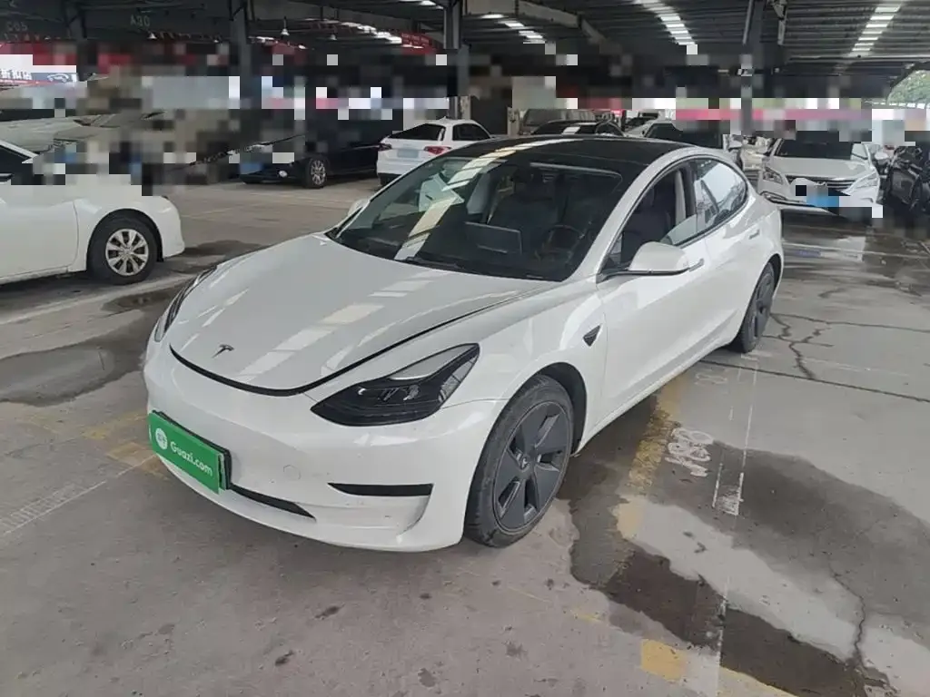 Tesla Model 3 — фото 3