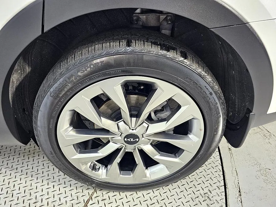 Kia Sorento — фото 5