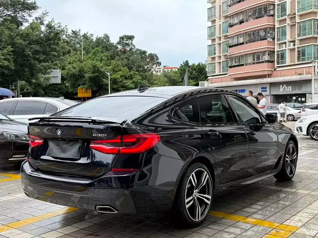 BMW 6 Series GT — фото 10
