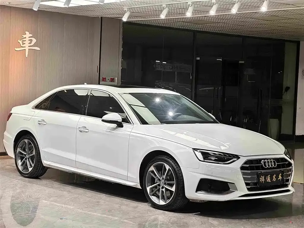 Audi A4L — фото 4