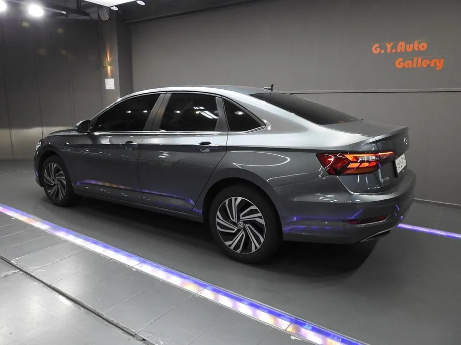 Volkswagen Jetta 2021 из KR, фото 2