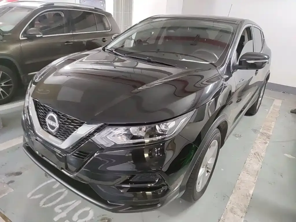 Nissan Qashqai — фото 7