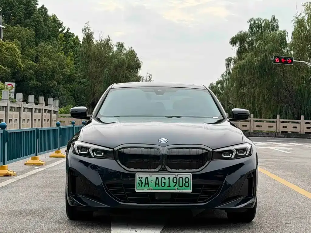BMW i3 — фото 5