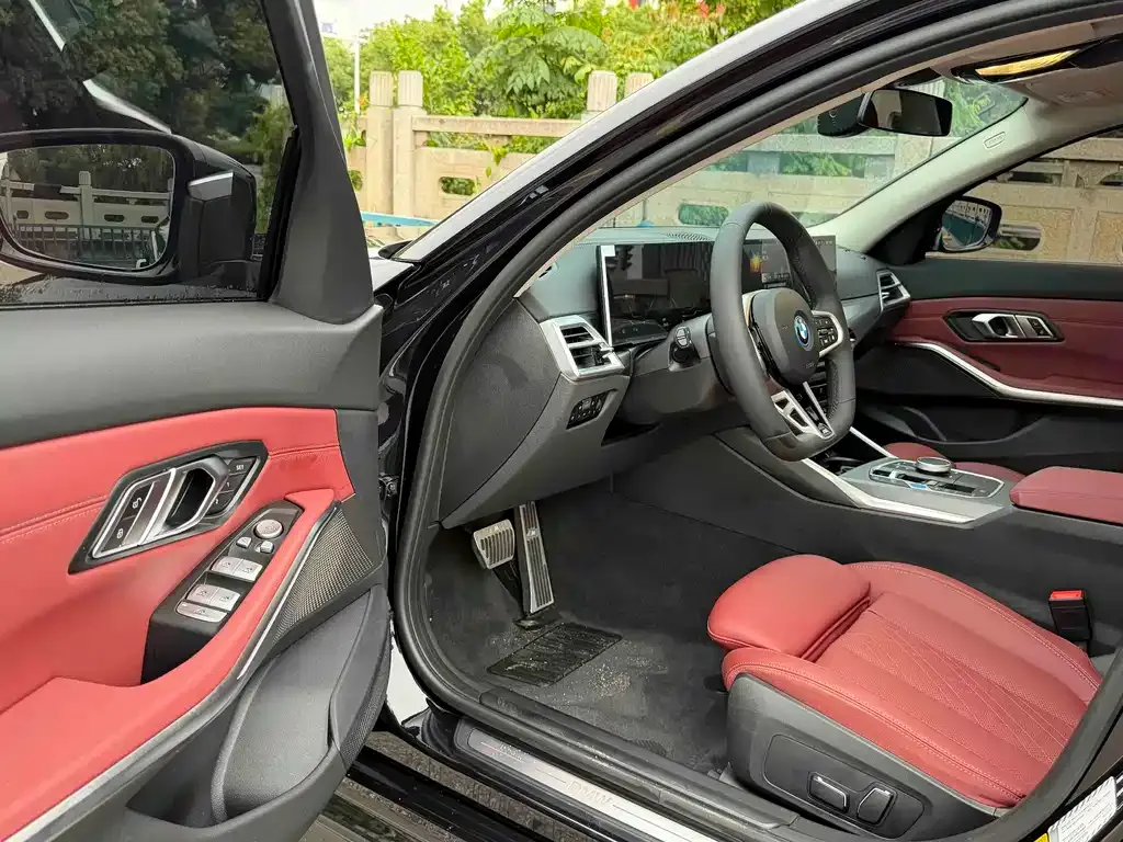 BMW i3 — фото 7