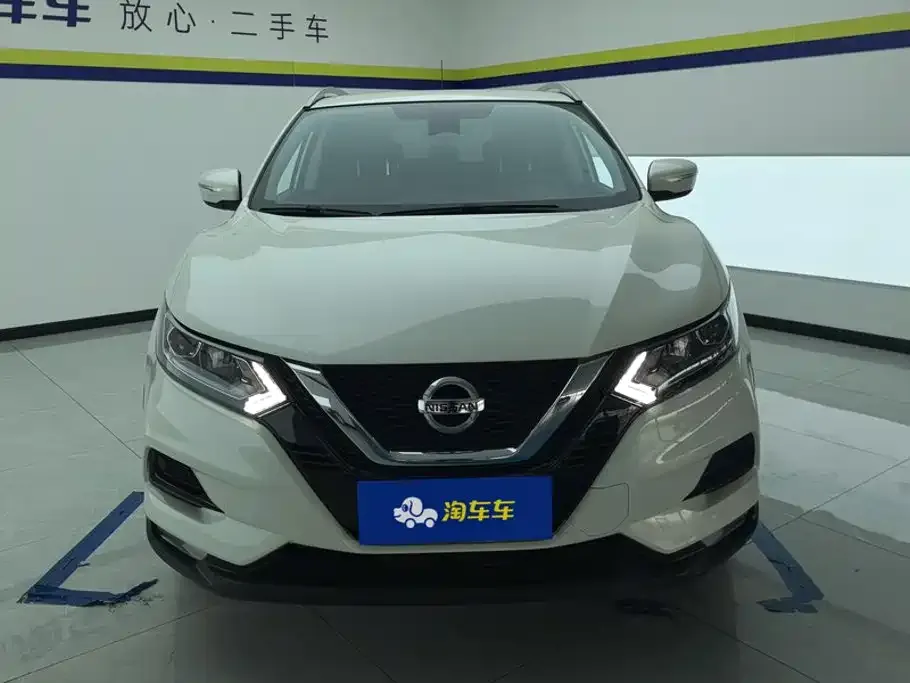 Nissan Qashqai 2022 из CN, фото 2