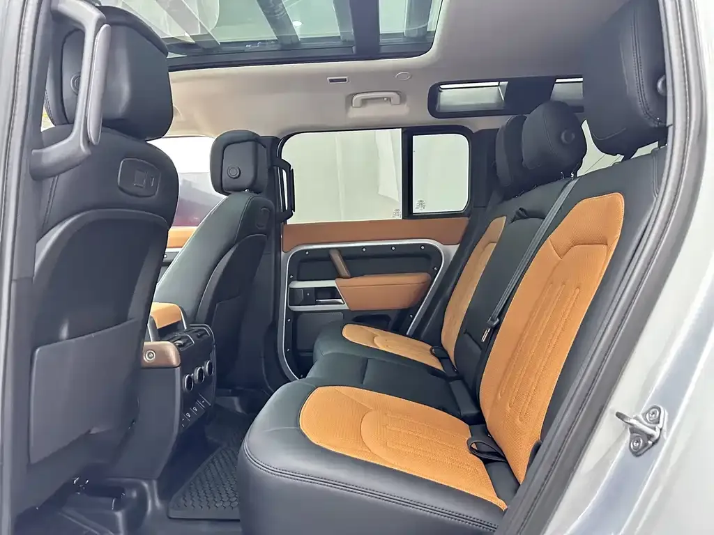 Land Rover Defender — фото 4