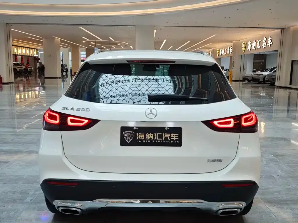 Mercedes-Benz GLA — фото 3