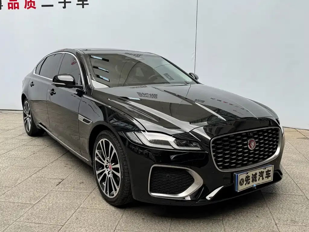 Jaguar XFL — фото 4