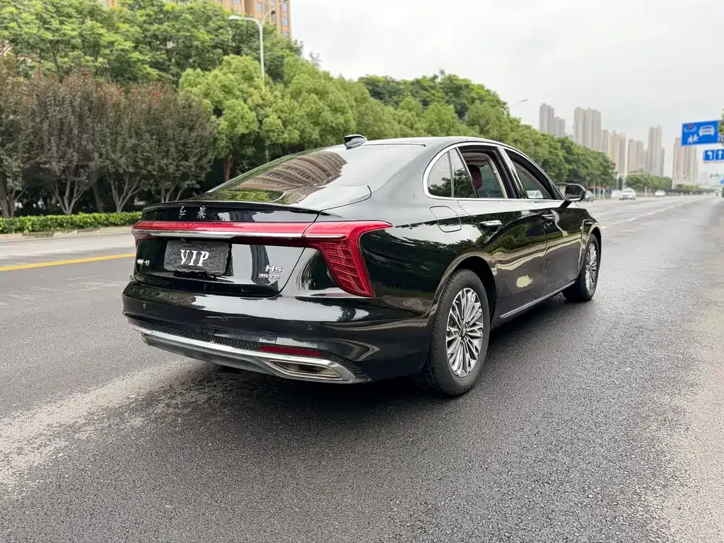 Hongqi H5 — фото 7