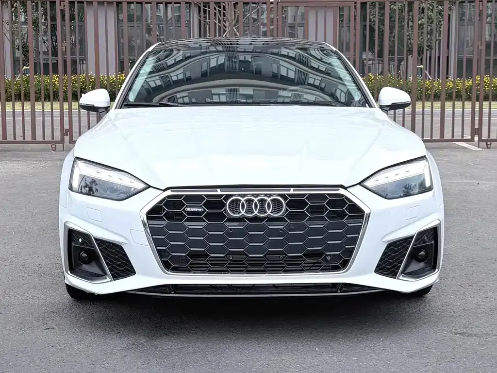 Audi A5 (Import) — фото 3