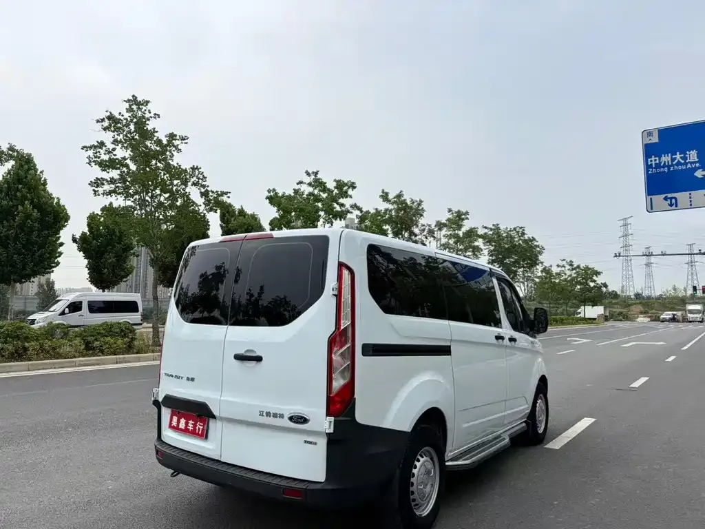 Ford Transit 2021 из CN, фото 8
