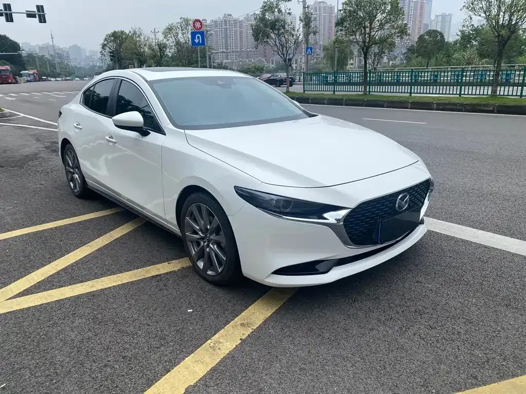 Mazda 3 Axela 2023 из CN, фото 6