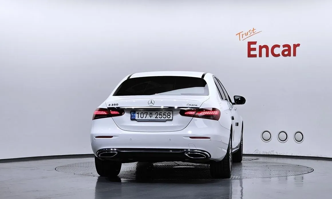 Mercedes-Benz E-Class 2023 из KR, фото 3