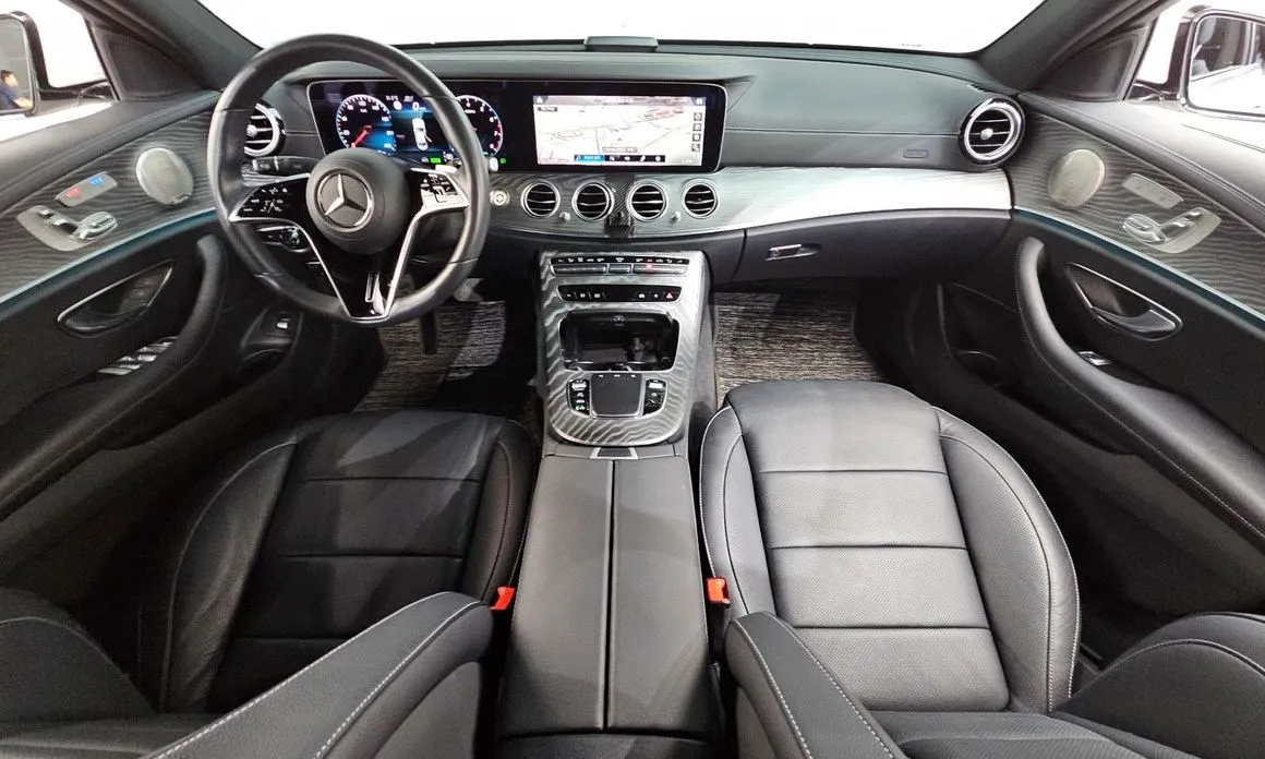 Mercedes-Benz E-Class 2023 из KR, фото 2