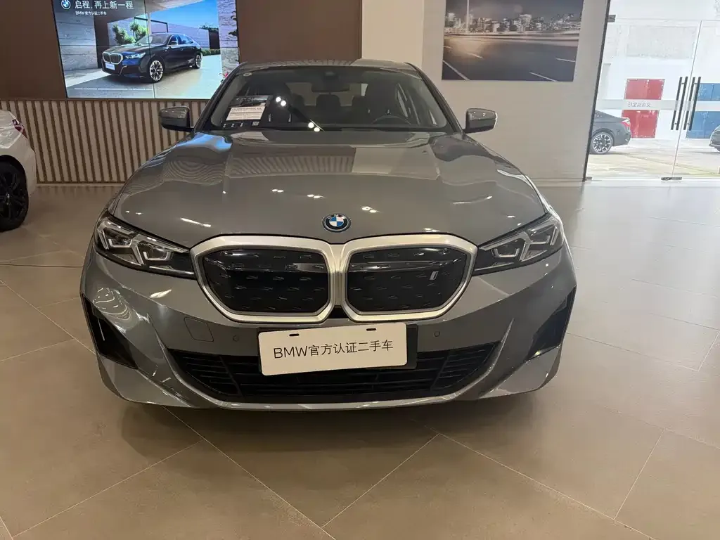 BMW i3 — фото 1