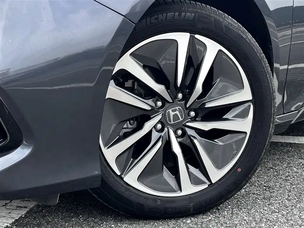 Honda Accord — фото 5