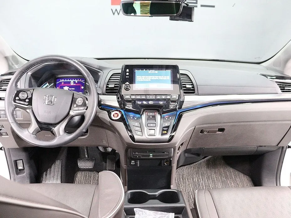 Honda Odyssey 2023 из KR, фото 4
