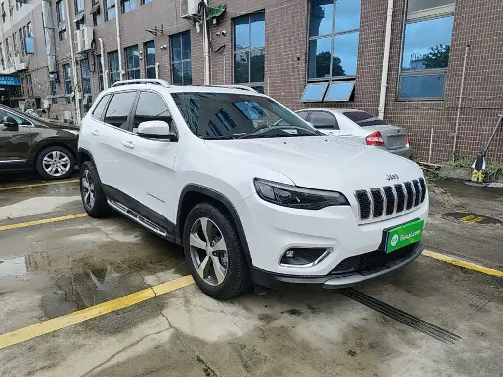 Jeep Cherokee 2021 из CN, фото 9