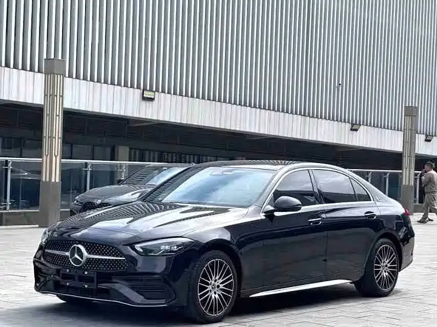 Mercedes-Benz C-Class — фото 1