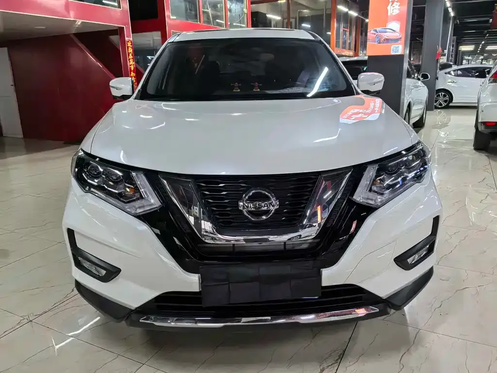 Nissan X-Trail — фото 8