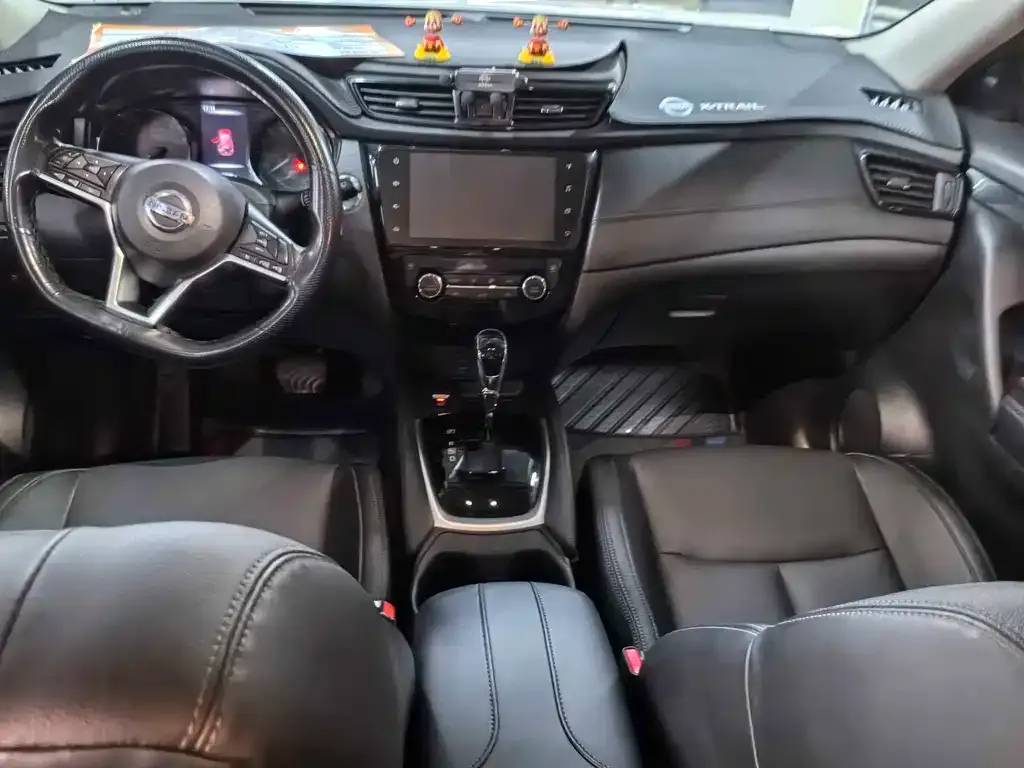 Nissan X-Trail — фото 10