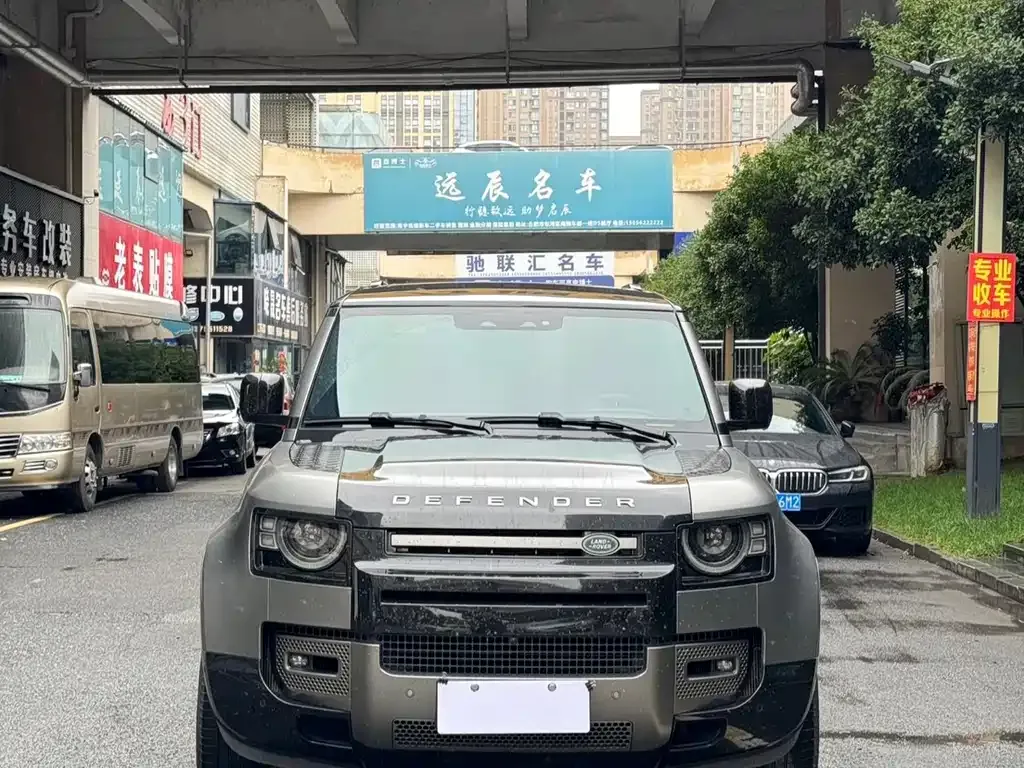 Land Rover Defender — фото 9