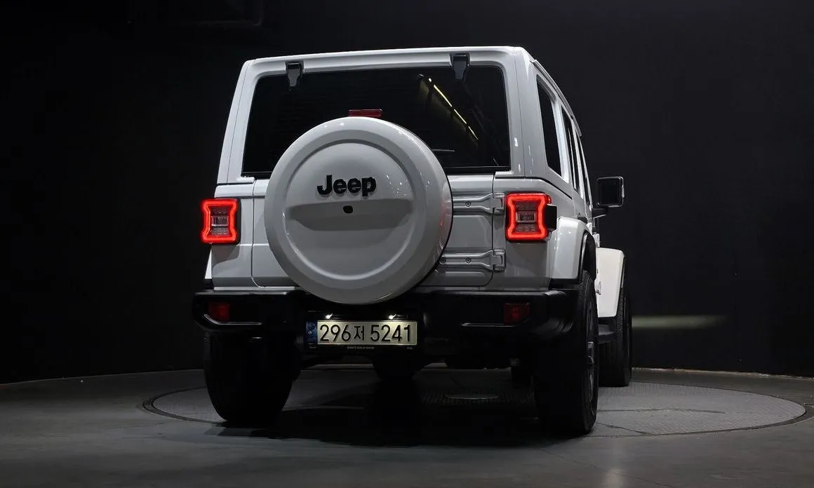 Jeep Wrangler 2021 из KR, фото 5