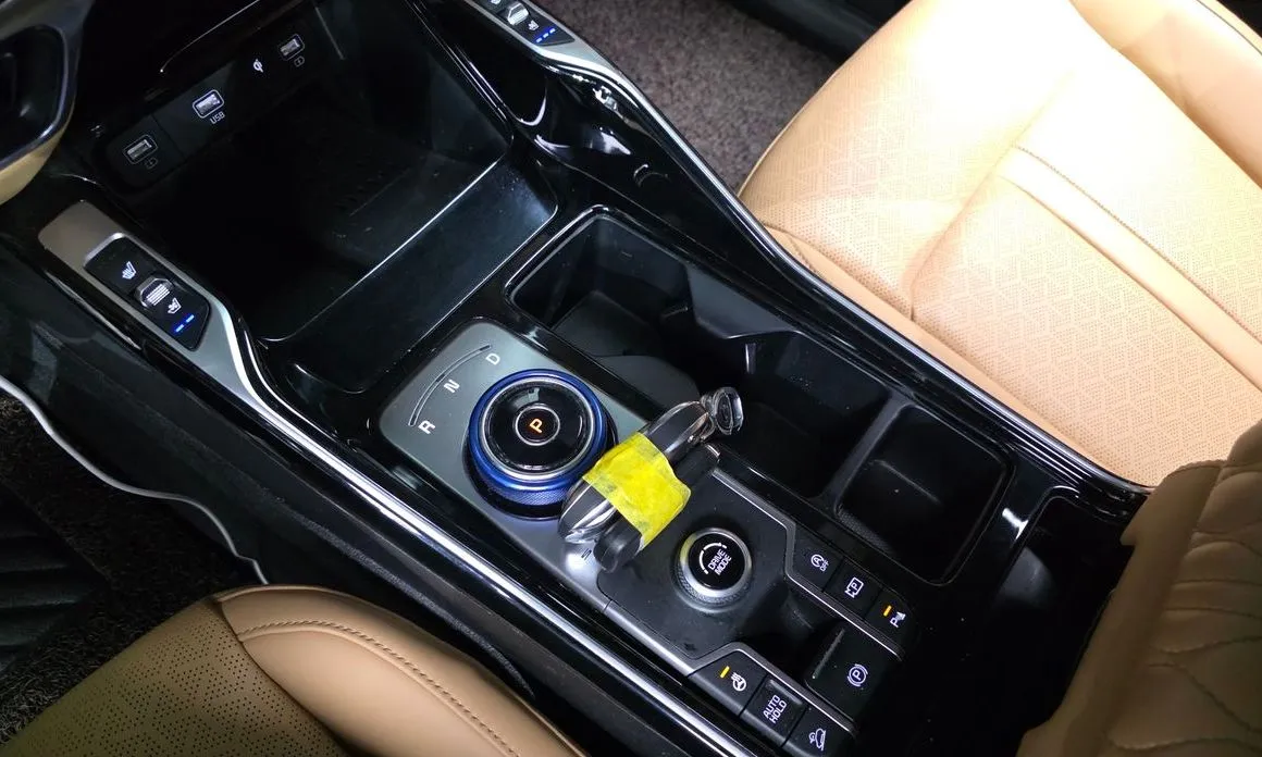 Kia Sorento — фото 10