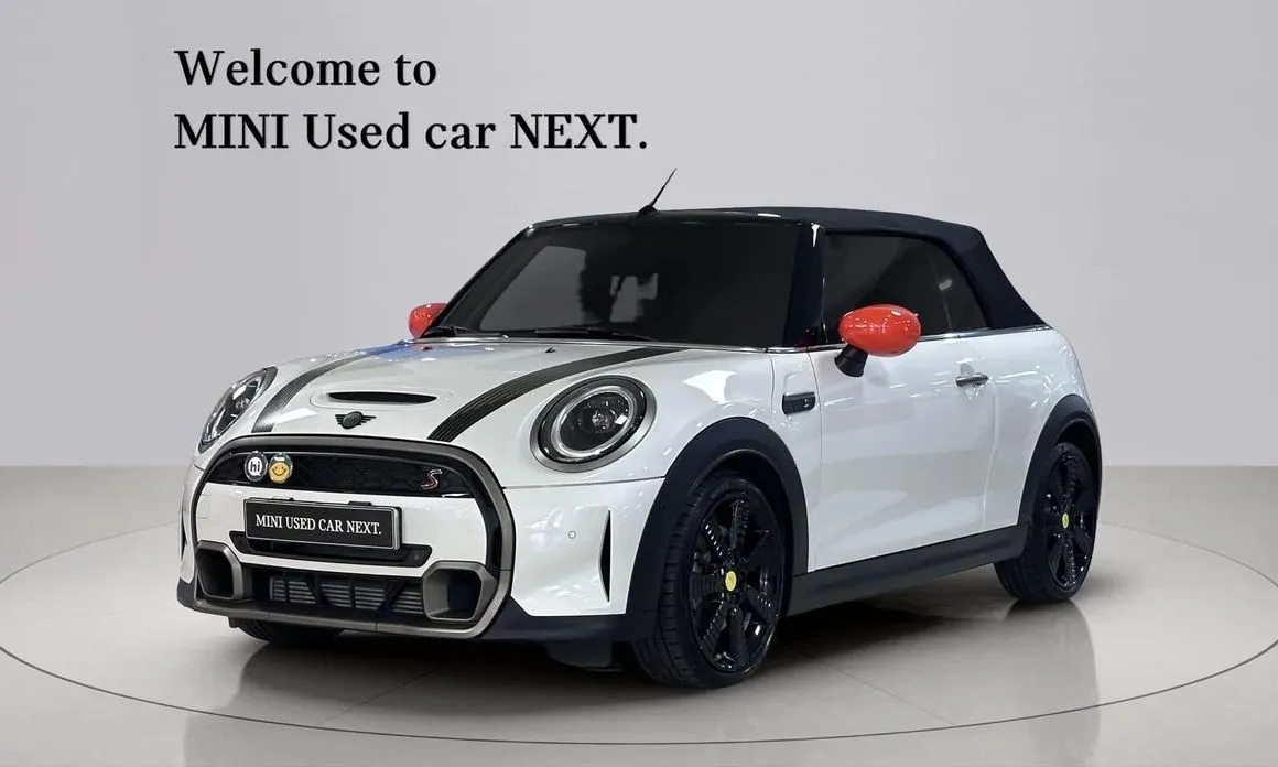 Mini Cooper Convertible — фото 1