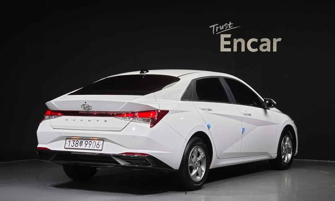 Hyundai AVANTE — фото 2