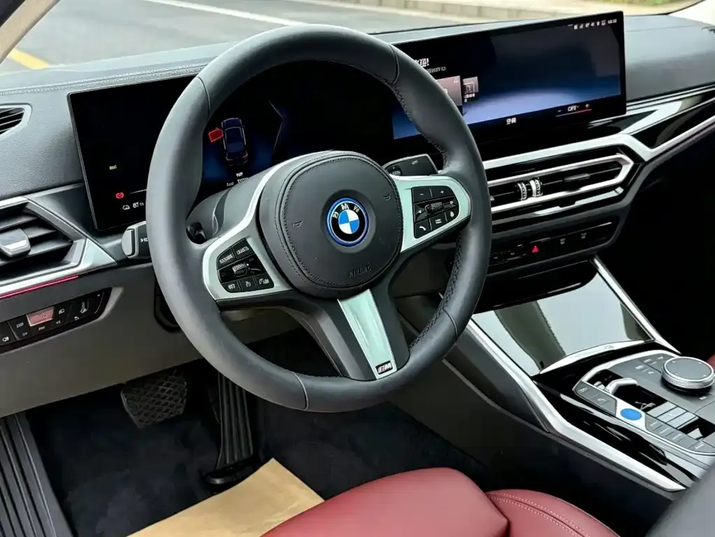 BMW i3 — фото 7