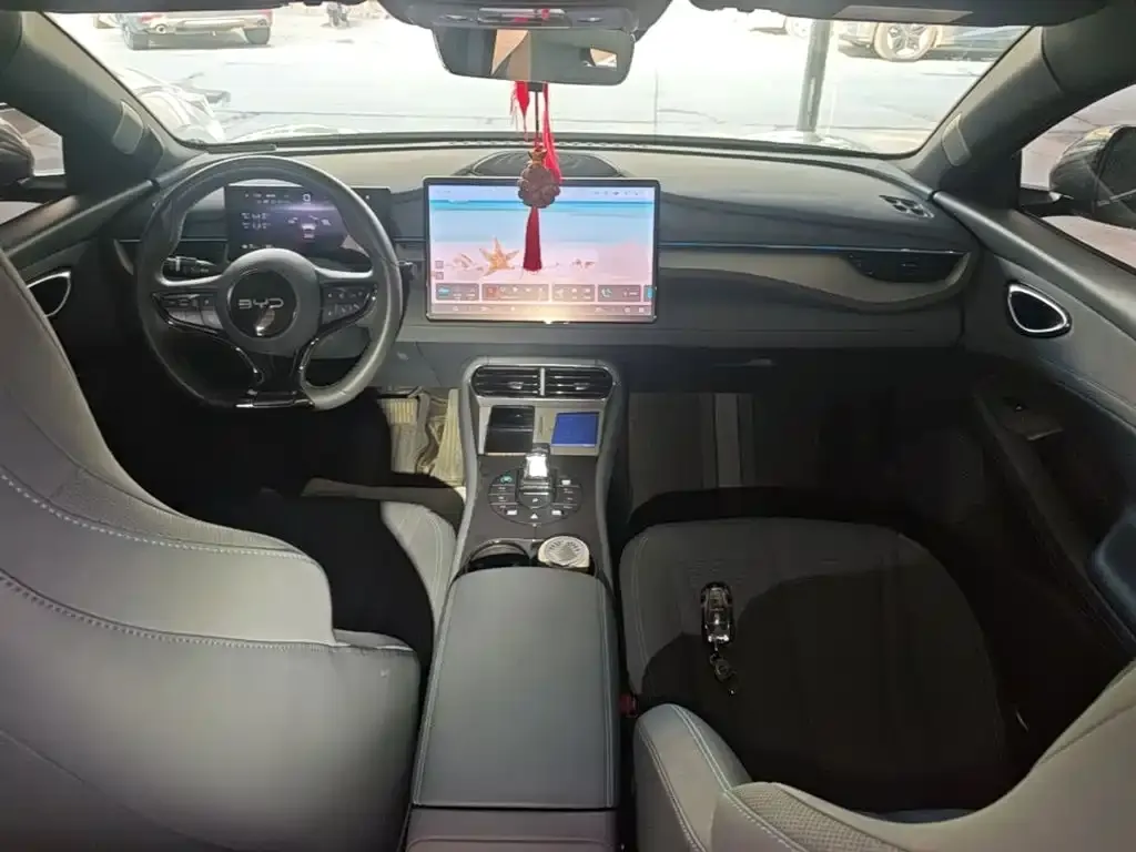 BYD Seal 06GT — фото 3