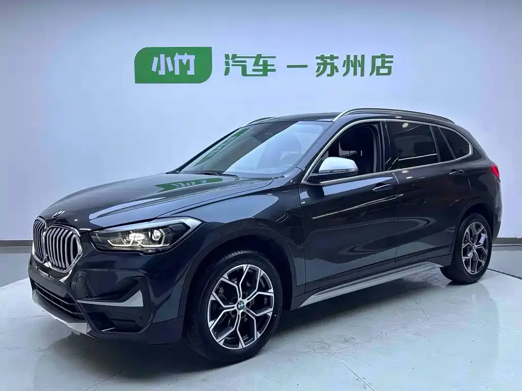 BMW X1 — фото 1