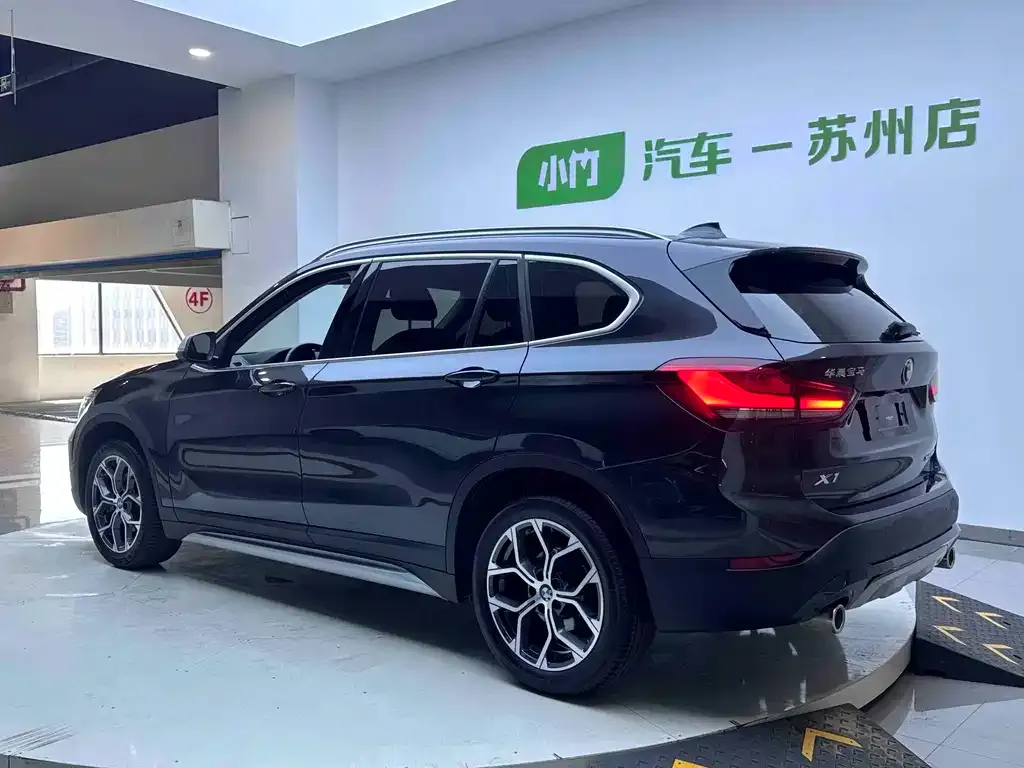 BMW X1 — фото 10