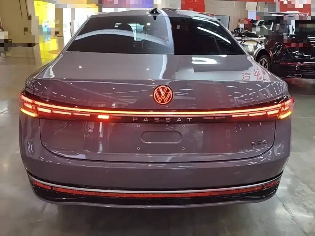 Volkswagen Passat — фото 4