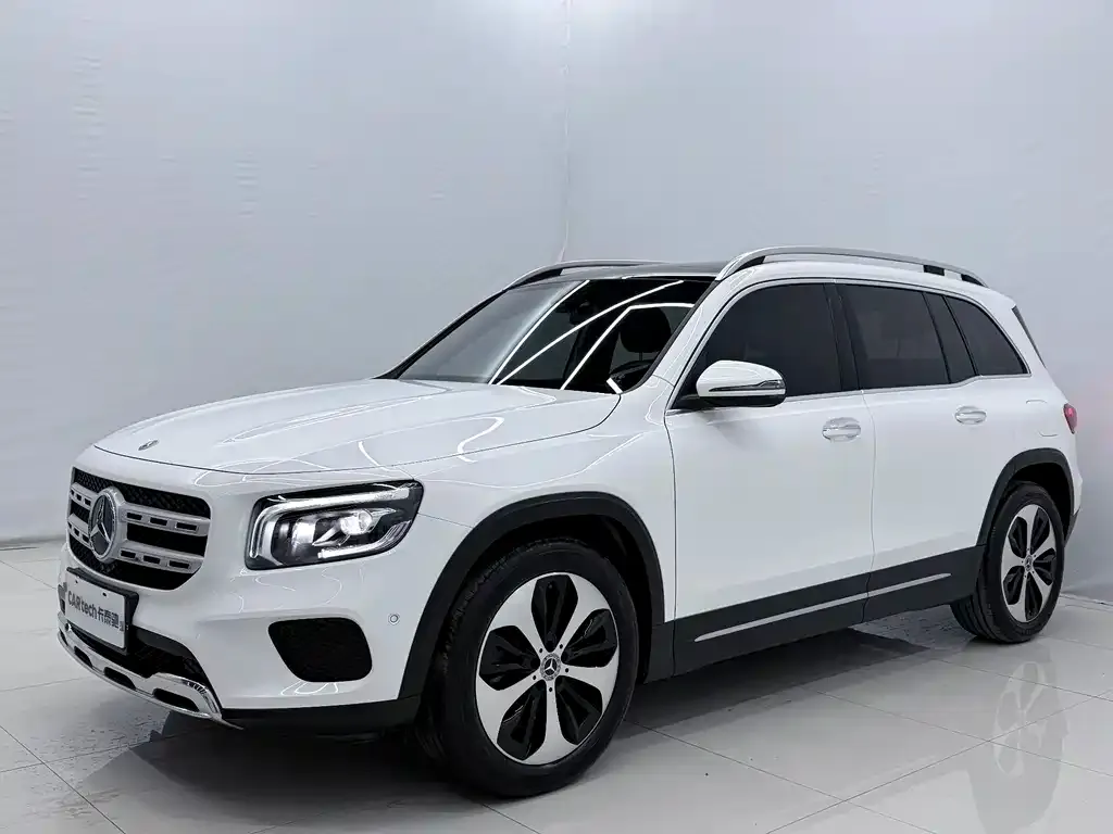 Mercedes-Benz GLB — фото 9