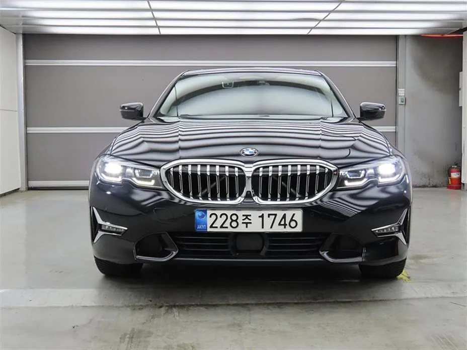 BMW 3-Series 2021 из KR, фото 10