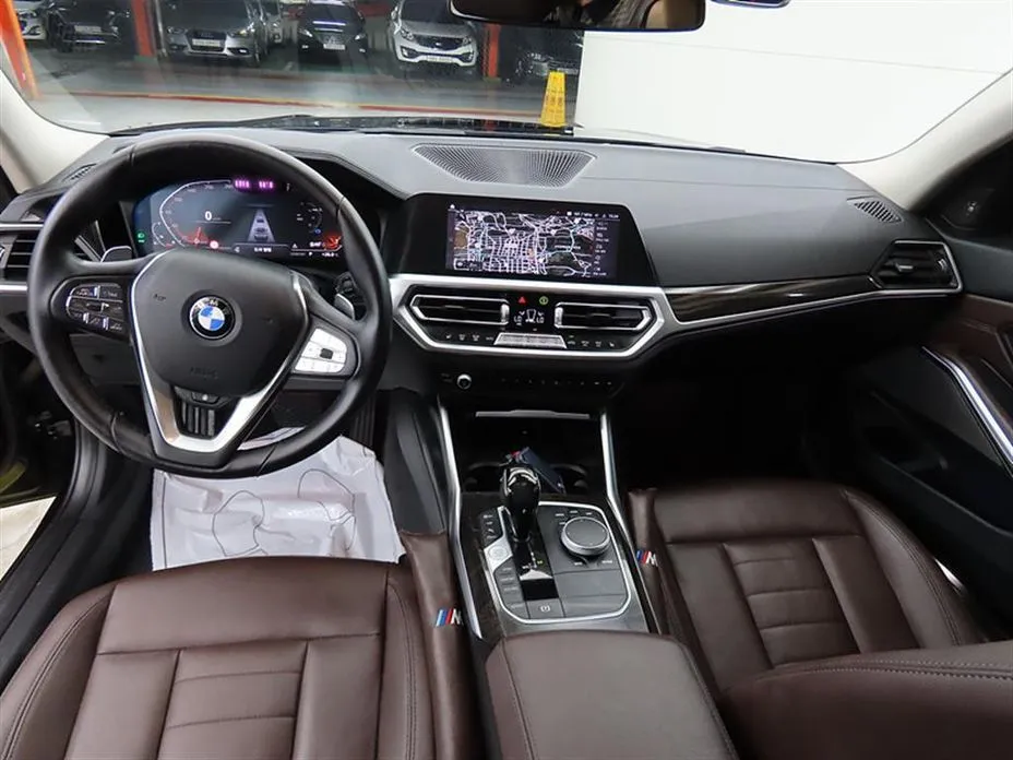 BMW 3-Series 2021 из KR, фото 9