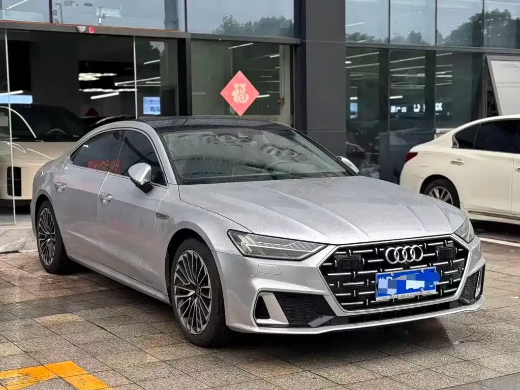 Audi A7L — фото 7