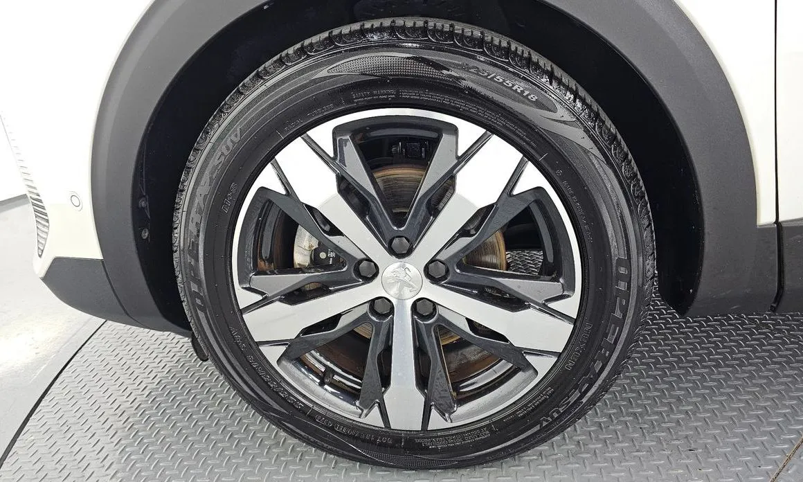 Peugeot 3008 — фото 10