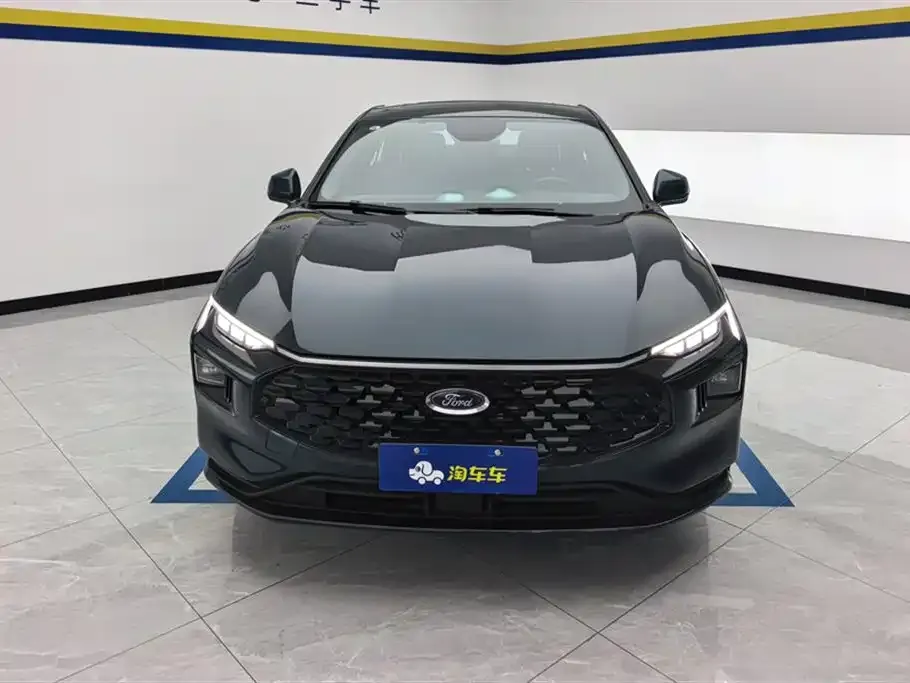 Ford Mondeo 2024 из CN, фото 2