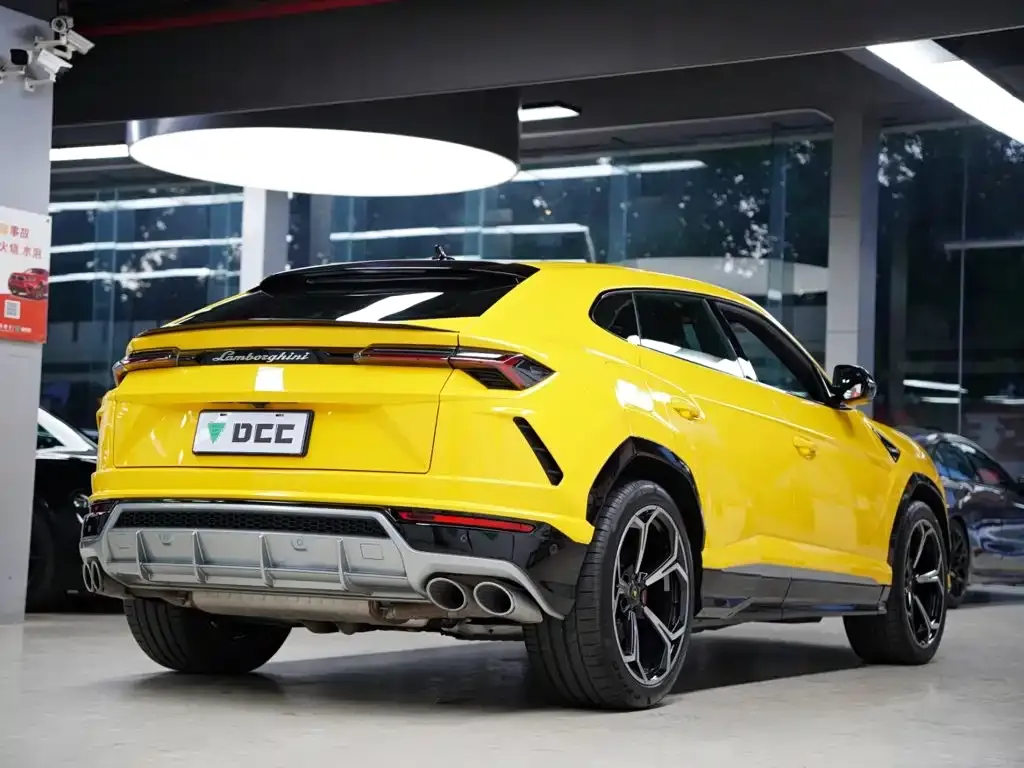 Lamborghini Urus — фото 5
