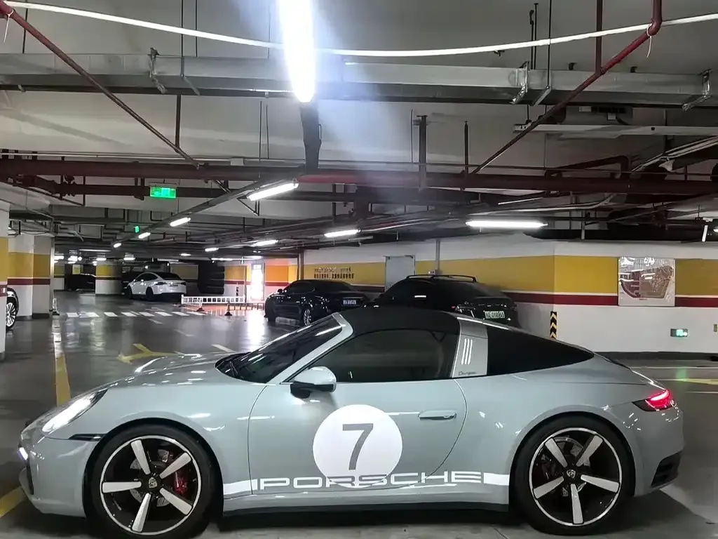 Porsche 911 — фото 4